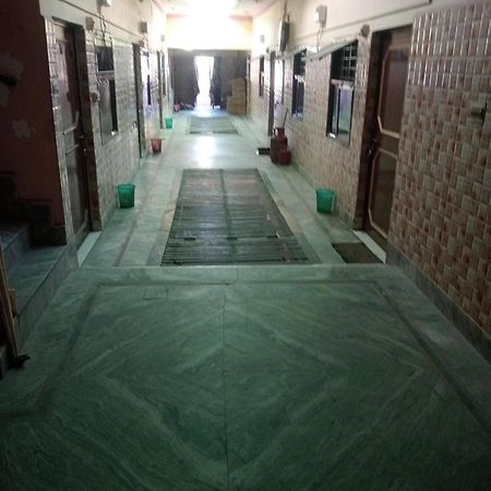 Govind Guest House Mathura Extérieur photo