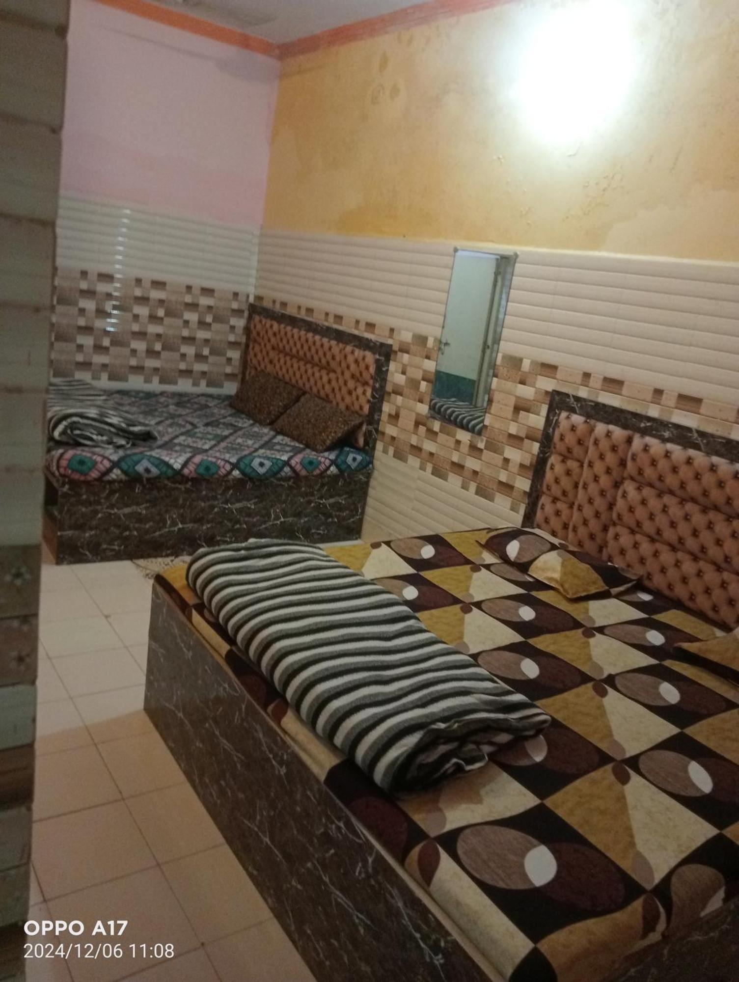 Govind Guest House Mathura Extérieur photo