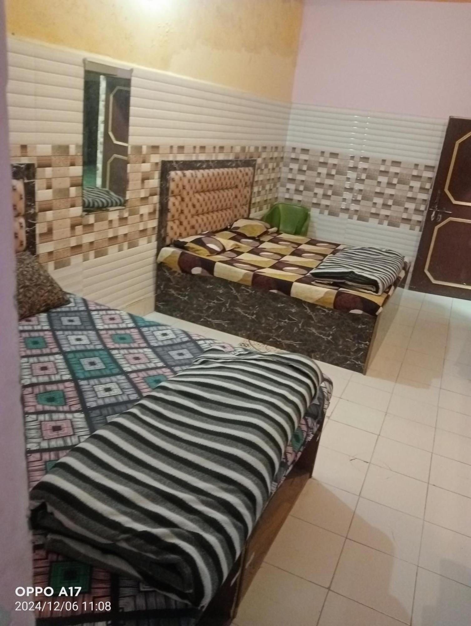 Govind Guest House Mathura Extérieur photo